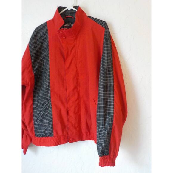 Hilton Corp Men Large Wind Jacket Red Black Color Block Elastic Waist Pocket Zip - Picture 12 of 13
